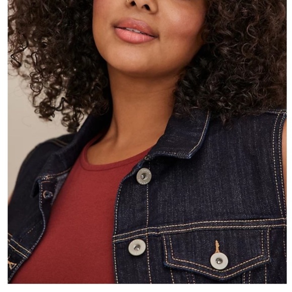 TORRID NWT DENIM CROP VEST - Picture 6 of 7